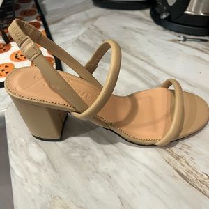 Block heel shoes- never worn